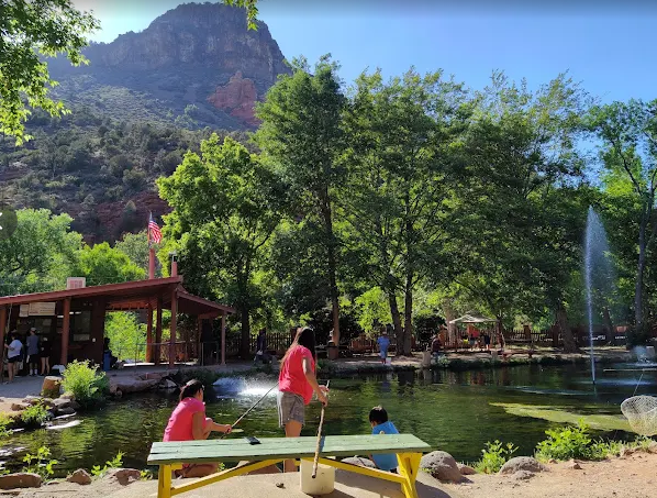 Sedona Day Trip with 3 CEUs